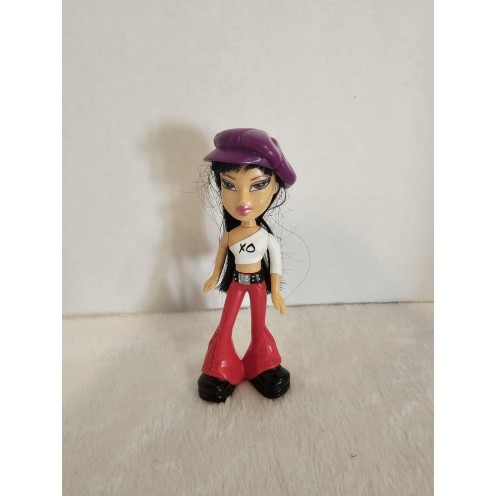 McDonald's 2003 Bratz Doll Toy Figurine With Purple Hat 4 3/4"‎